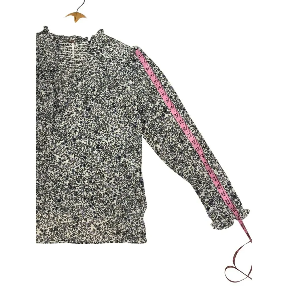 Free People Floral Smocked Blouse Size Large NEW - Picture 10 of 12